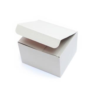 Kartonnen doos met klepsluiting